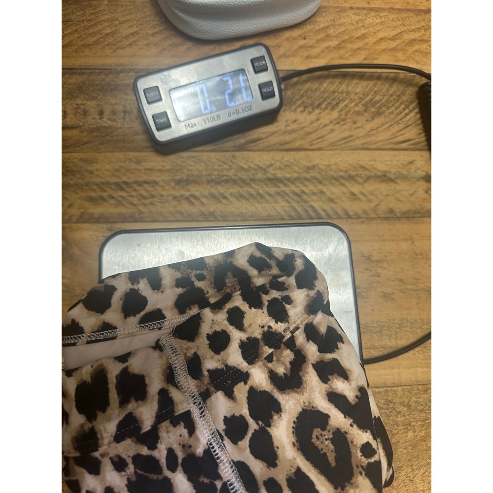 Victoria Secret Leopard Print Wireless V-Neck Bralette Large - Picture 7 of 7